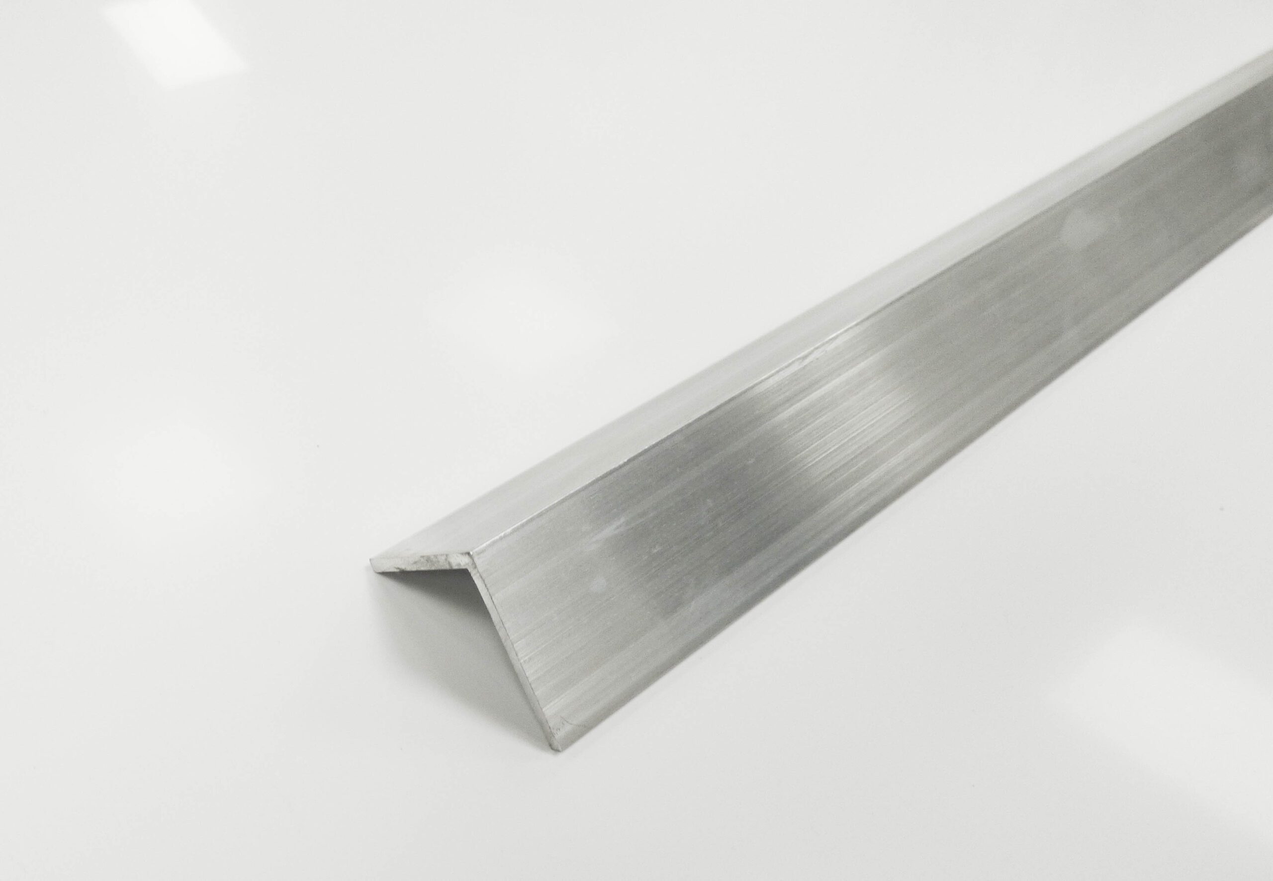 Aluminium Angle 38mm x 38mm - 2.5m length