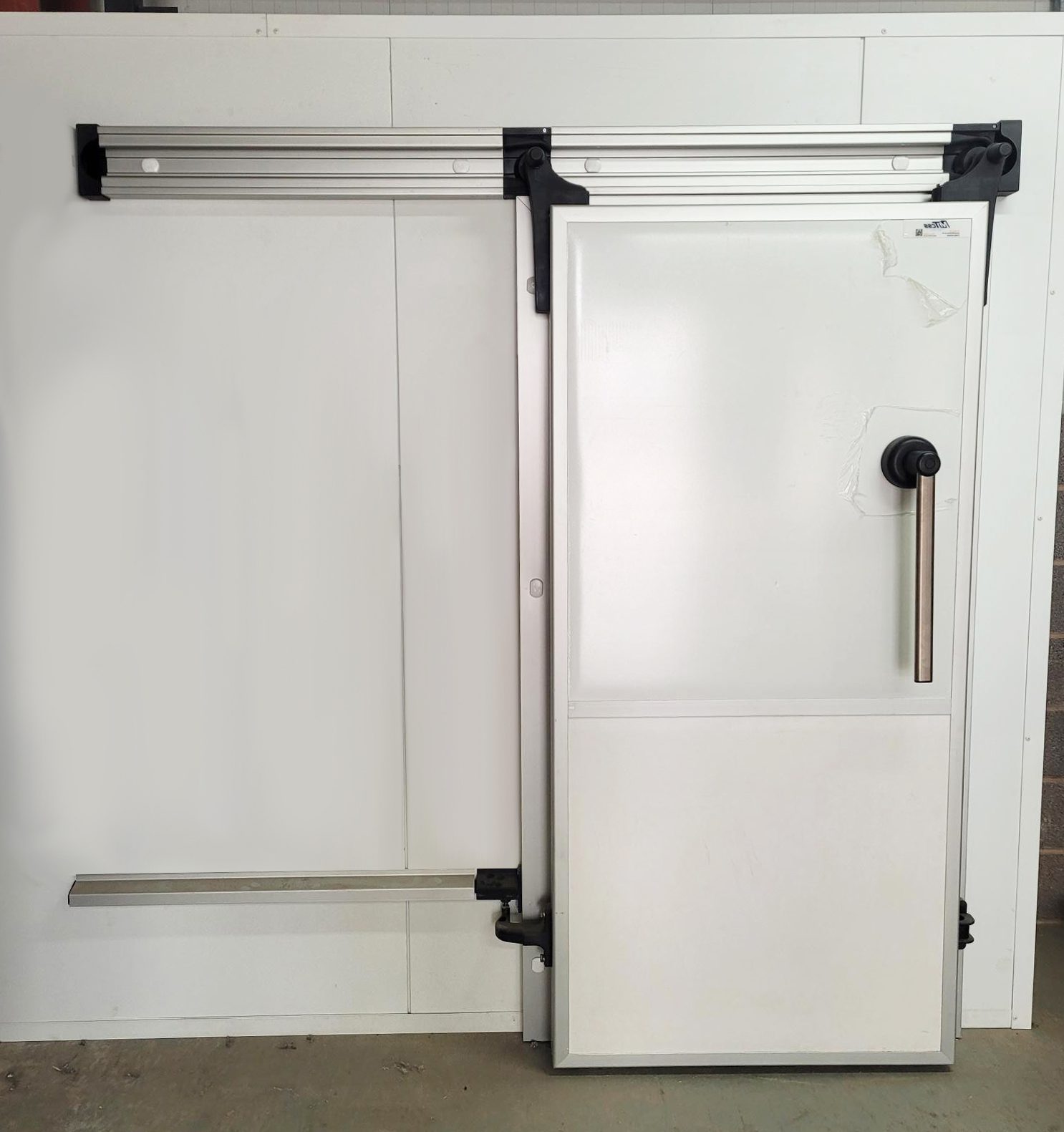 Sliding Cold Room Door Clear Opening 900mm Wide x 1980mm High