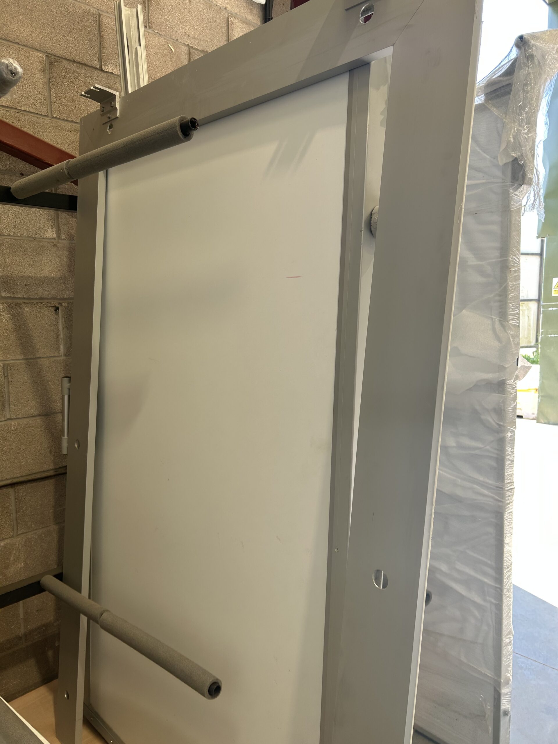 Cold Room Door - Sliding - Right Hand - Clear Opening 1100mm wide x 2000mm high (Demo)