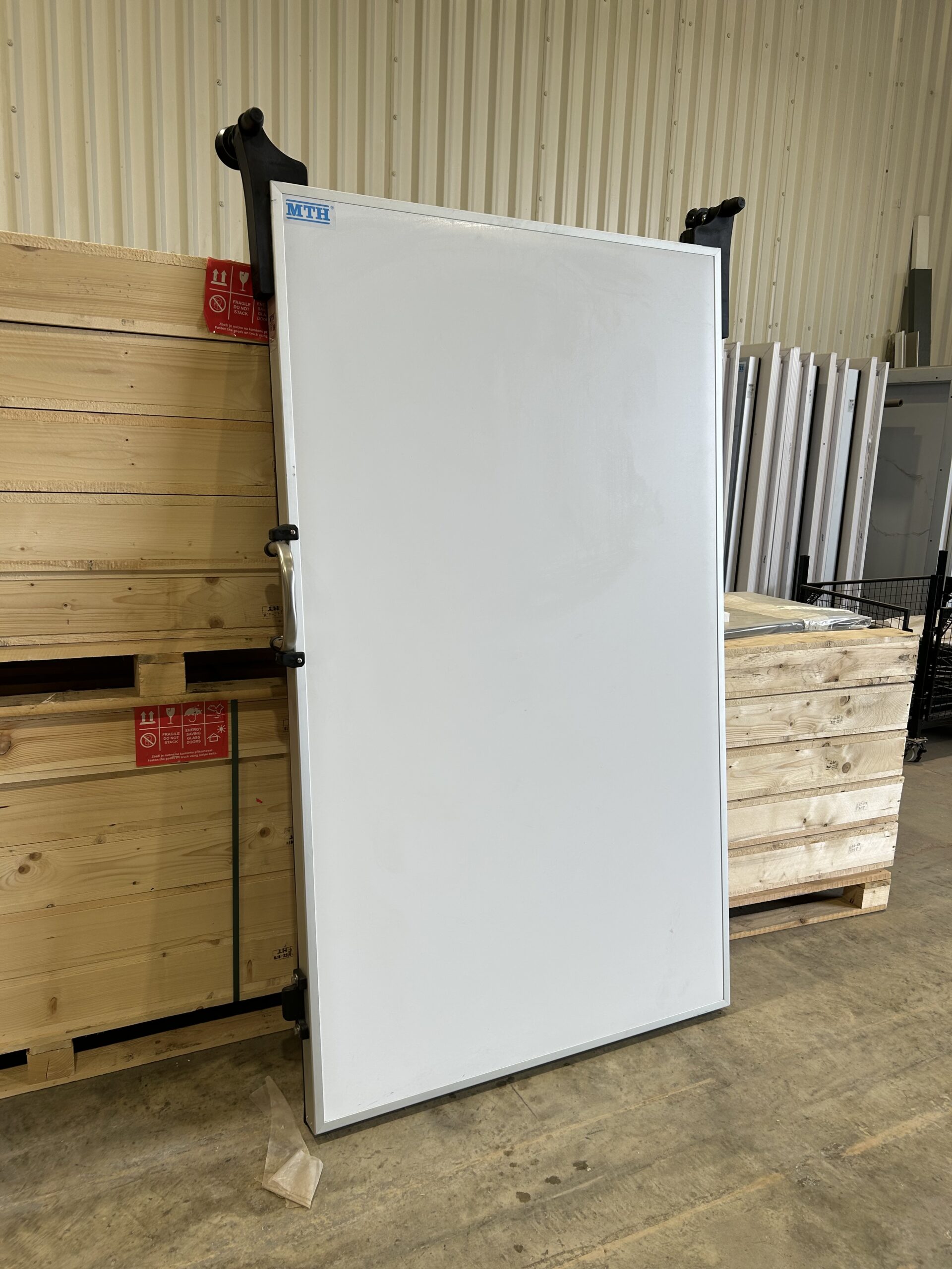 Chiller Sliding Cold Room Door 1140mm x 2020mm clear opening Right Hand Opening MTH 480PT (Demo)