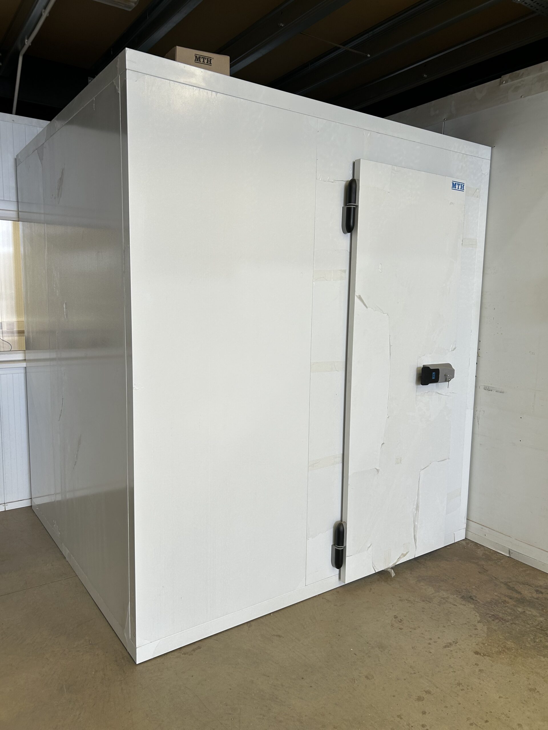 Modular Cold Room Internal size: 1980x1780x2180 (7.68 m³) MTH (Demo)