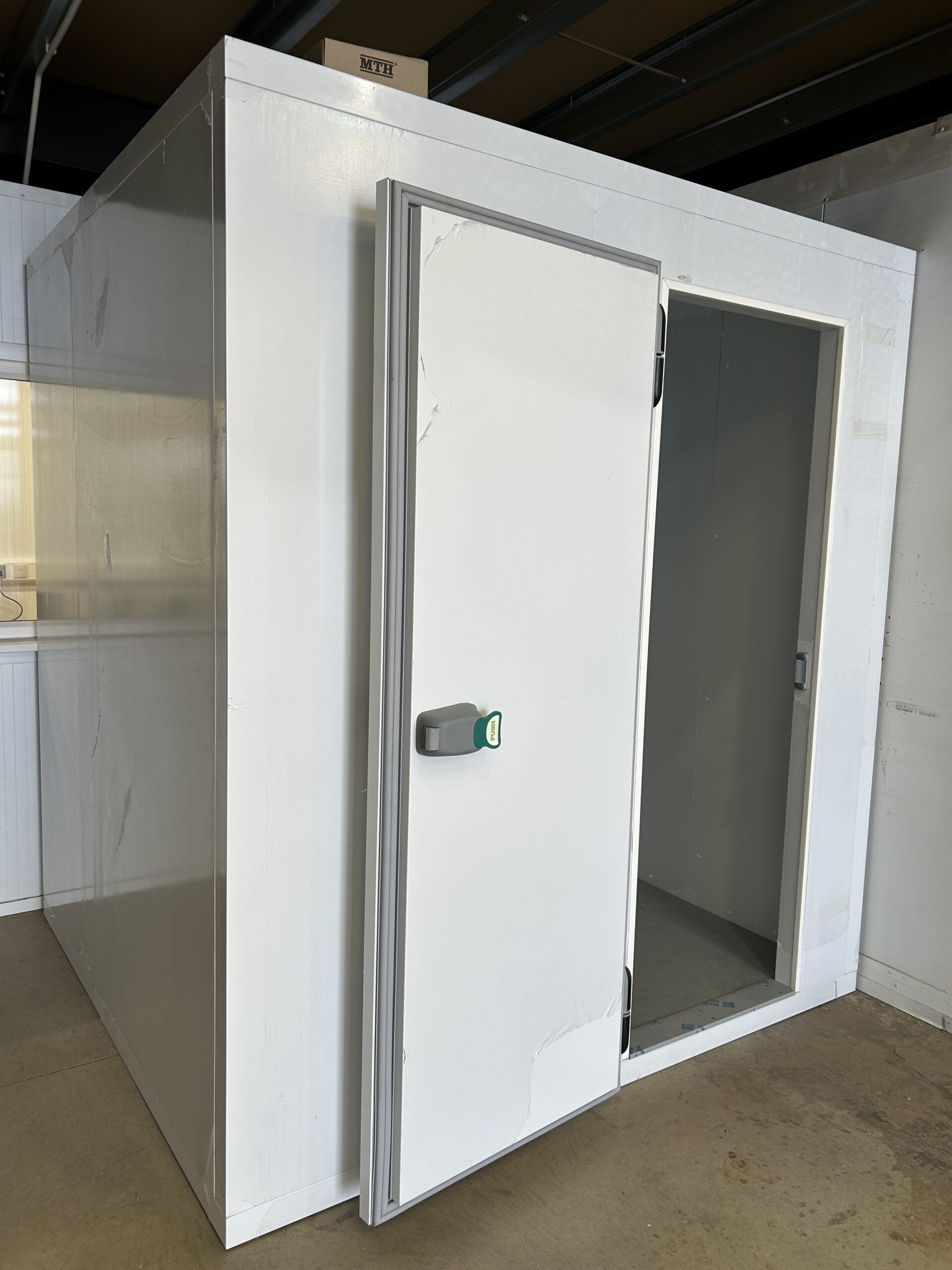 Modular Cold Room Internal size: 1980x1780x2180 (7.68 m³) MTH (Demo)